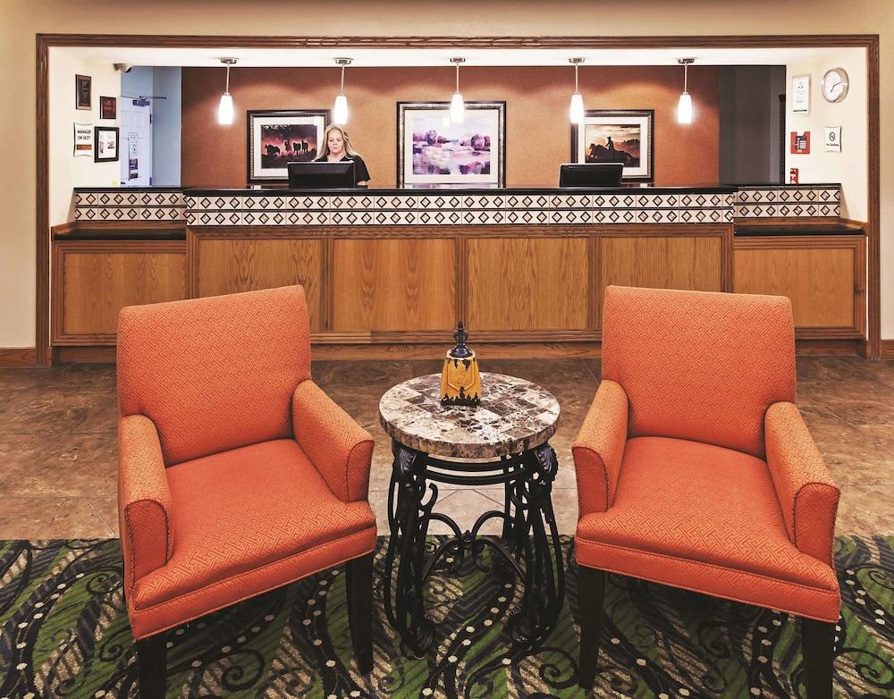 La Quinta By Wyndham Shawnee Hotell Eksteriør bilde