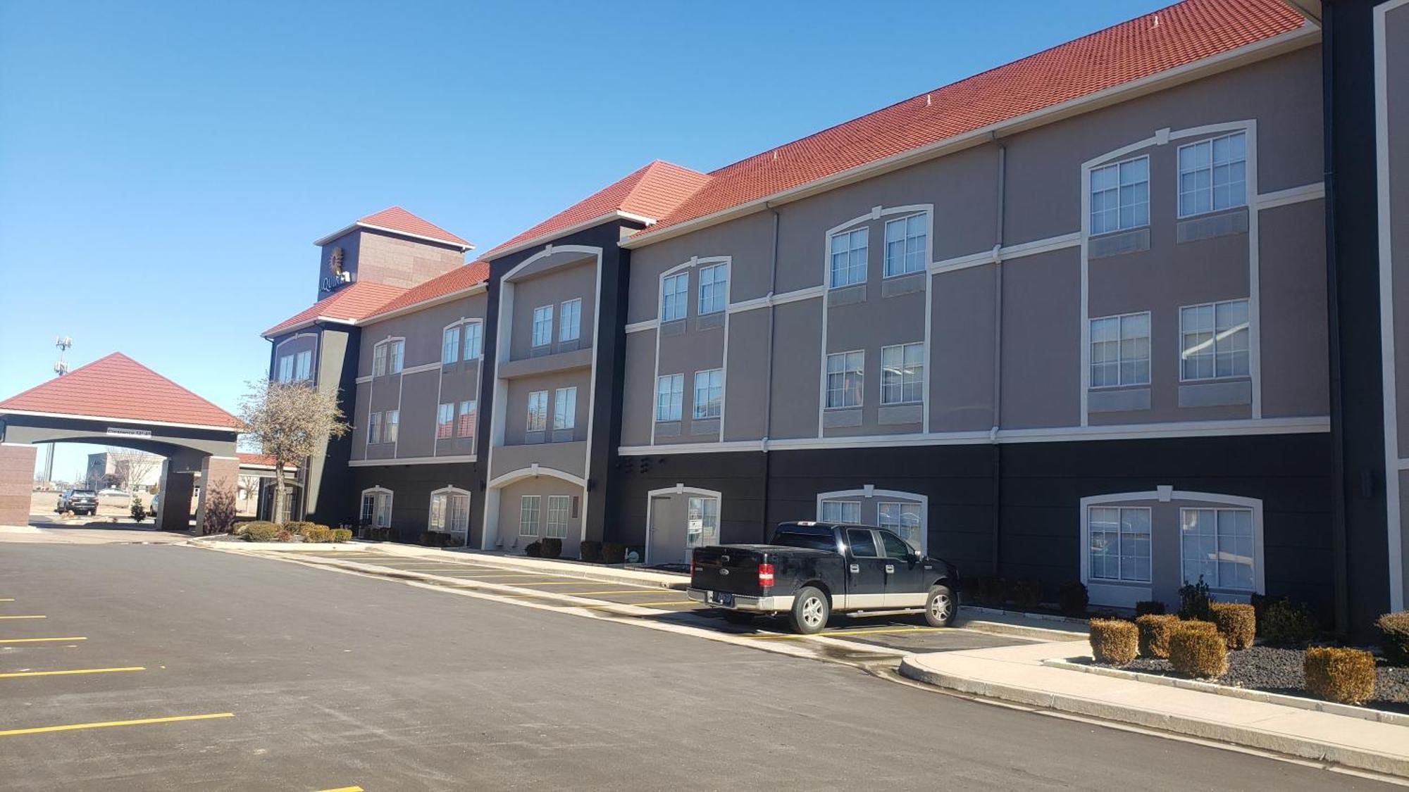 La Quinta By Wyndham Shawnee Hotell Eksteriør bilde