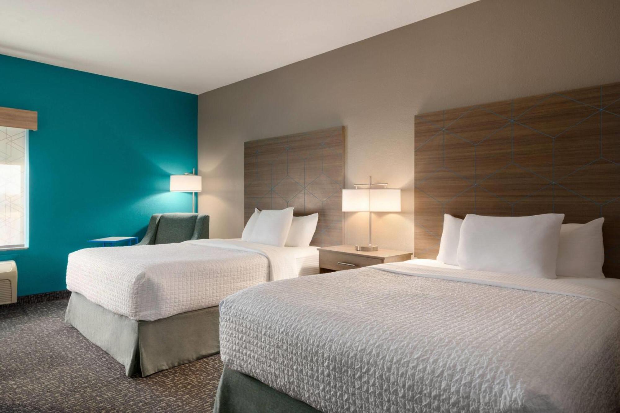 La Quinta By Wyndham Shawnee Hotell Eksteriør bilde