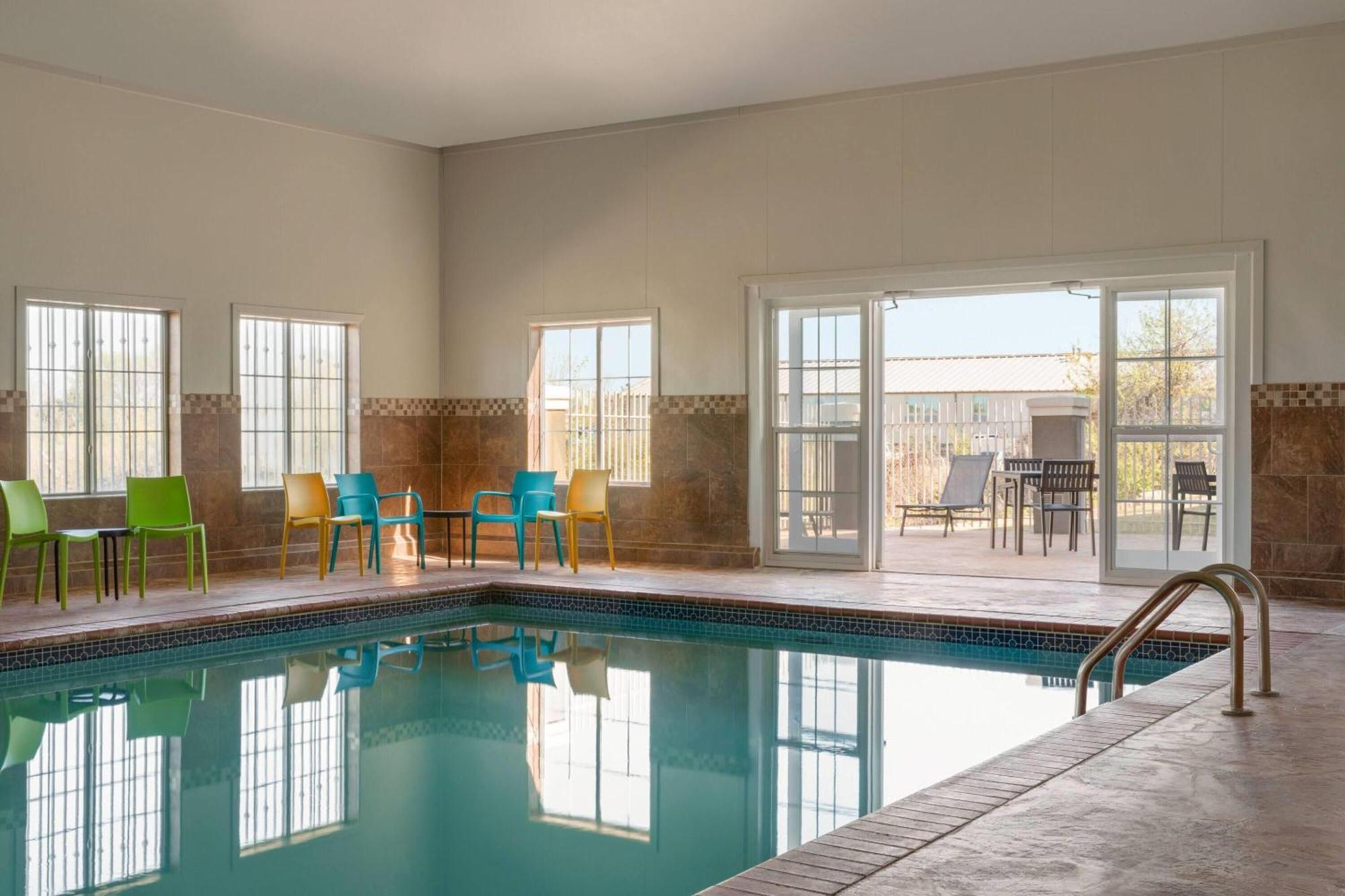 La Quinta By Wyndham Shawnee Hotell Eksteriør bilde